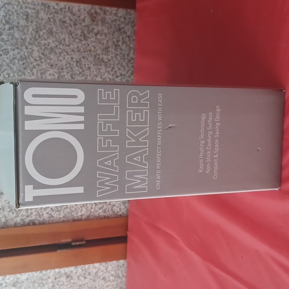 New TOMO Waffle Makeer - Picture 2 of 3